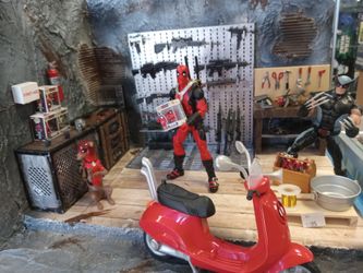 Deadpool And Wolverine Diorama