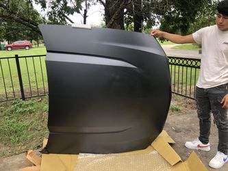 10-12 Ford Mustang hood