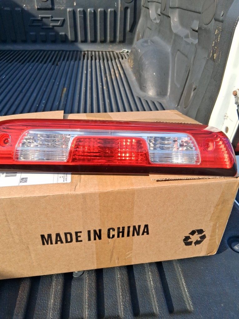 Third Brake Light For 2014 Chevrolet Silverado 1500
