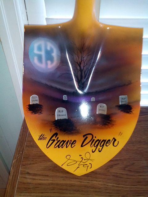 Gilbert Brown grave digger shovel