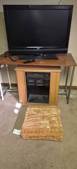 Cassette radio player