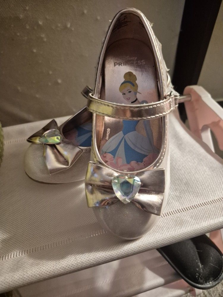 Disney PRINCESS CINDERELLA Heels
