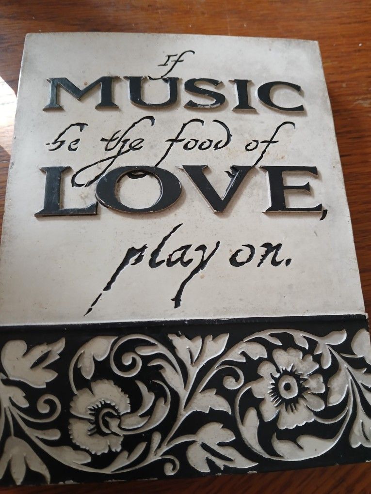 Music/Love Plaque