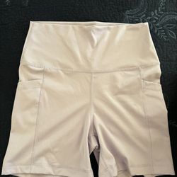 Yogalicious Lux Biker Shorts Lilac Size Large 