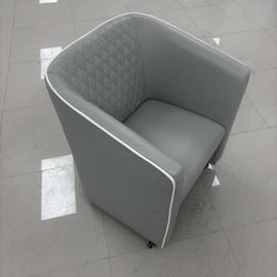 Customer Chair (Light Gray)