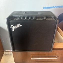 Guitar amp 