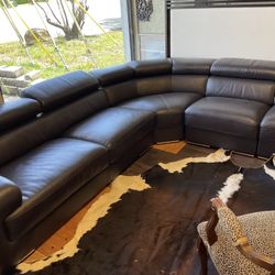 Leather Sectional Couch 