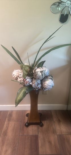 Large flower base