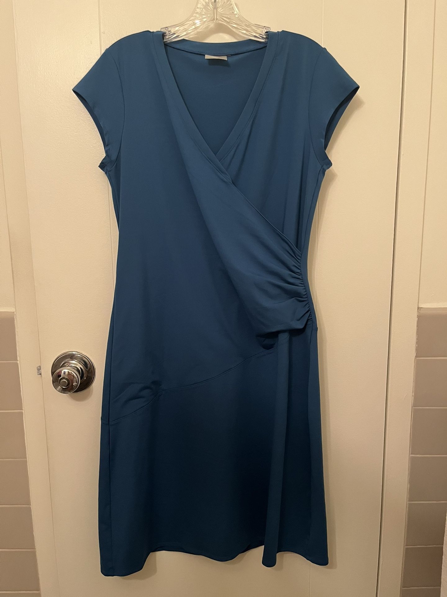 Dress By Athleta-Casual or Dress Up