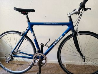 Trek carbon fiber bike