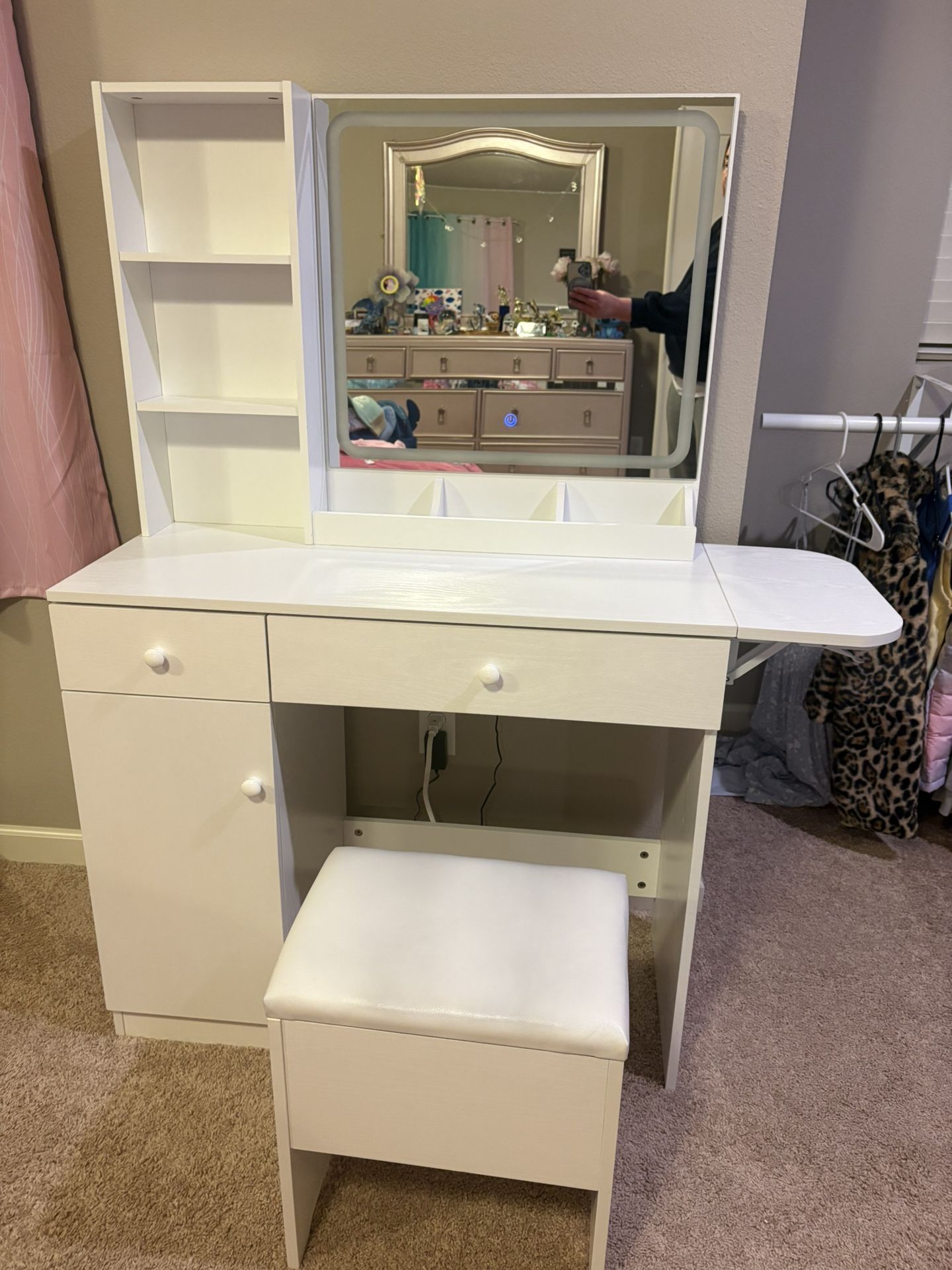 White Vanity Table with Chair