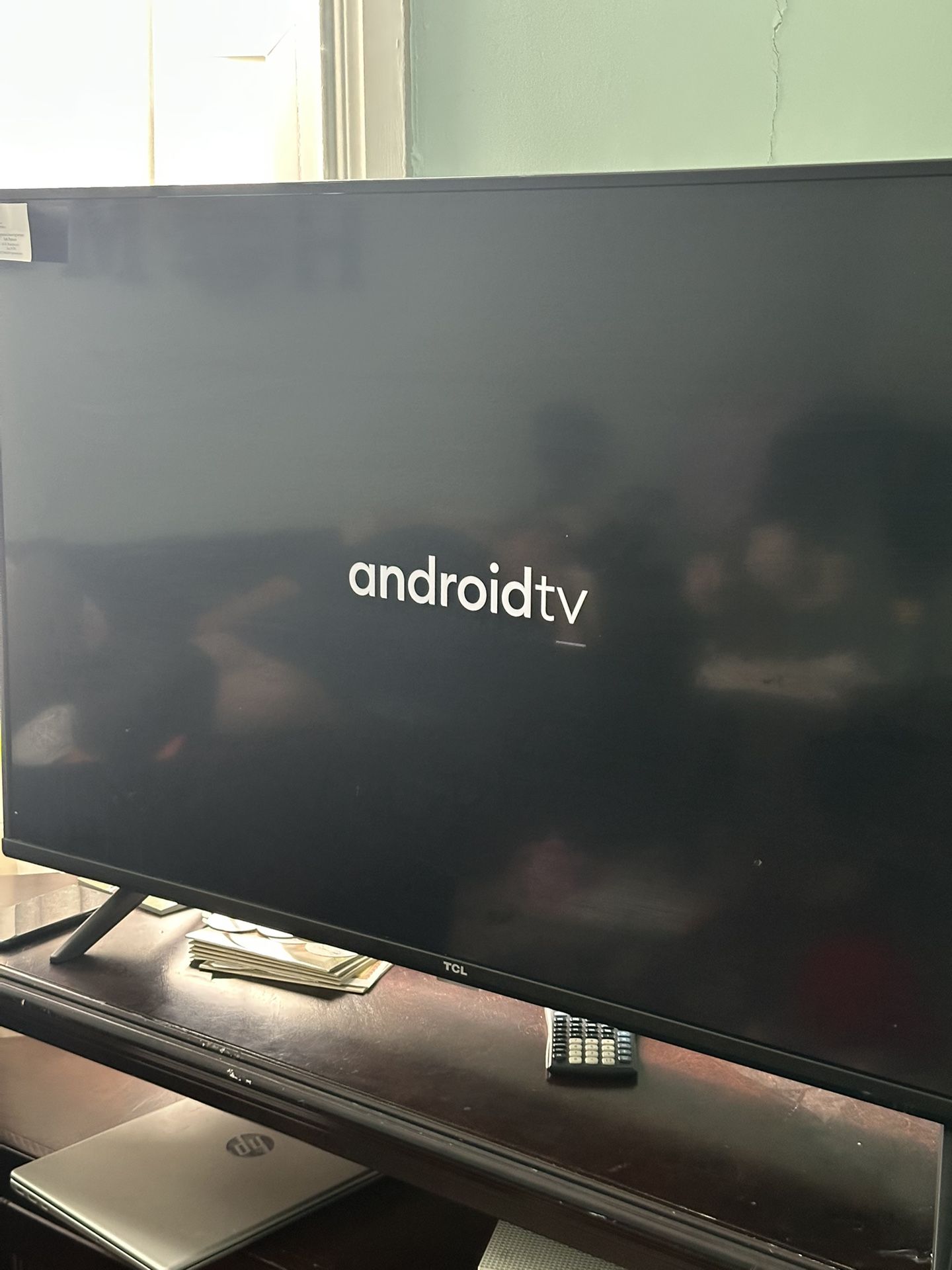 TLC 42’ Inch TV | FULLY OPERATIONAL