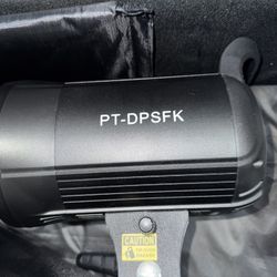 PT DPSSFK Lights Professional Level With Stands 