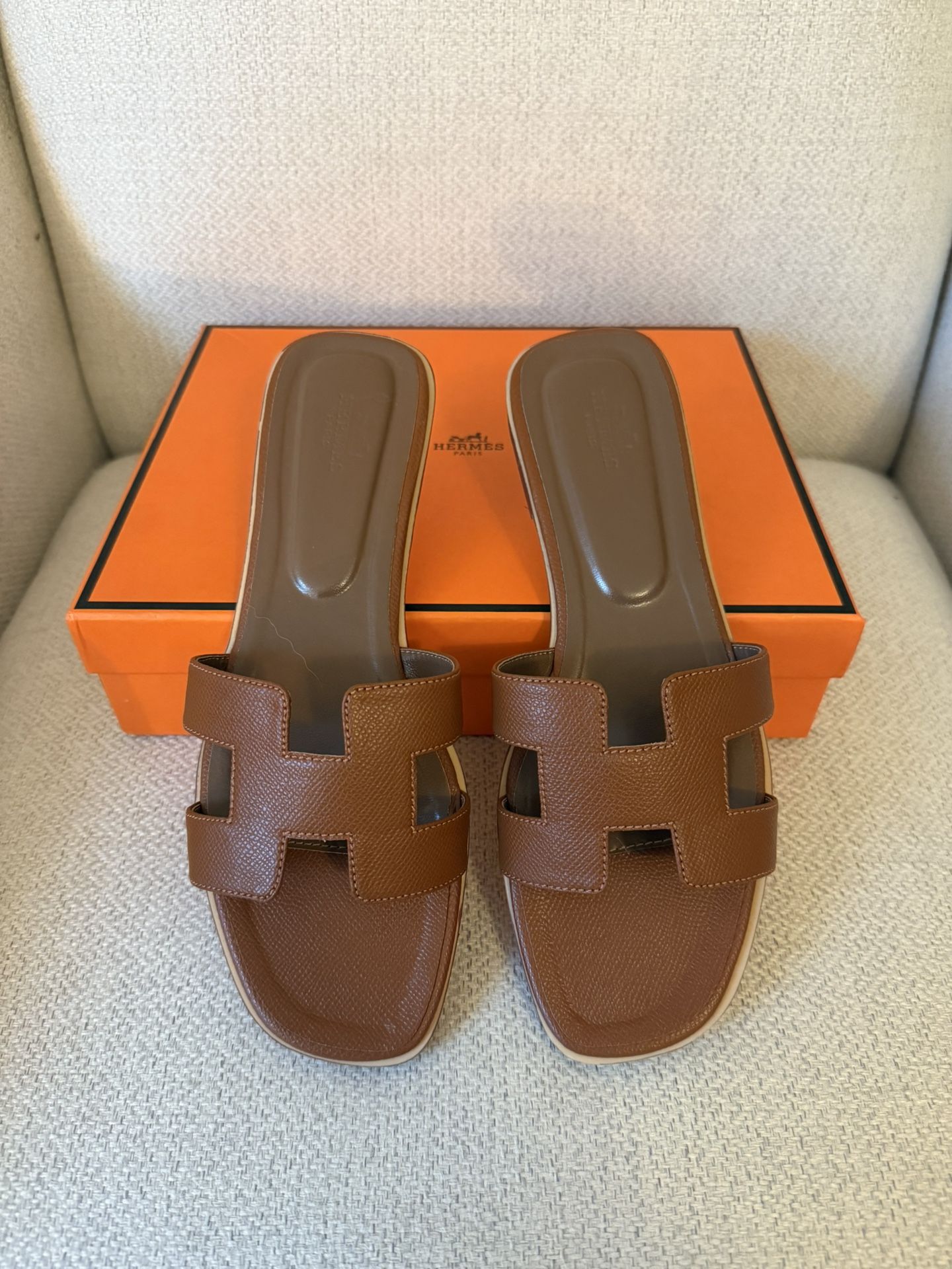 Brown Leather Oran Sandals
