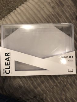 Tech21 lap top case for 13” new Mac book pro