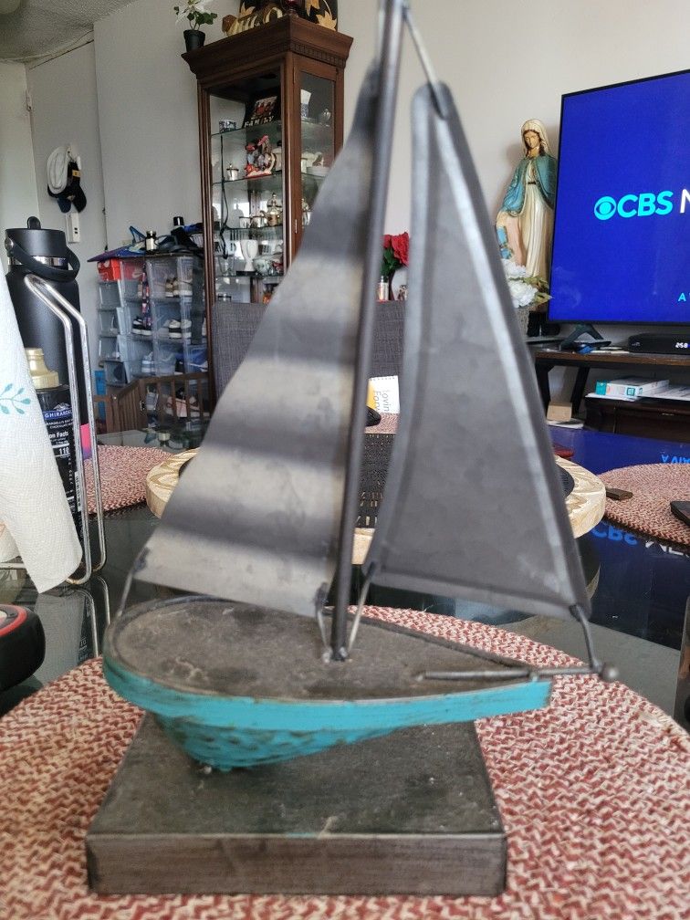 Sail Boat - Model - Metal 