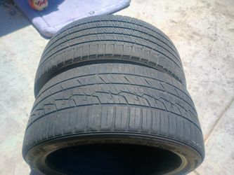 235/40/19 2 TIRES 55-65% TREAD DOT 46/21