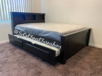 Full Bed And Trundle And Mattresses 