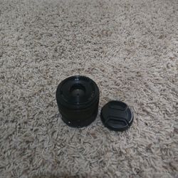 Sony e mount 35mm 1.8 OSS lens for APS-C cameras
