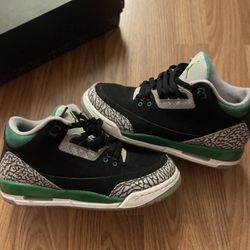 Jordan 3 in Pine Green 
