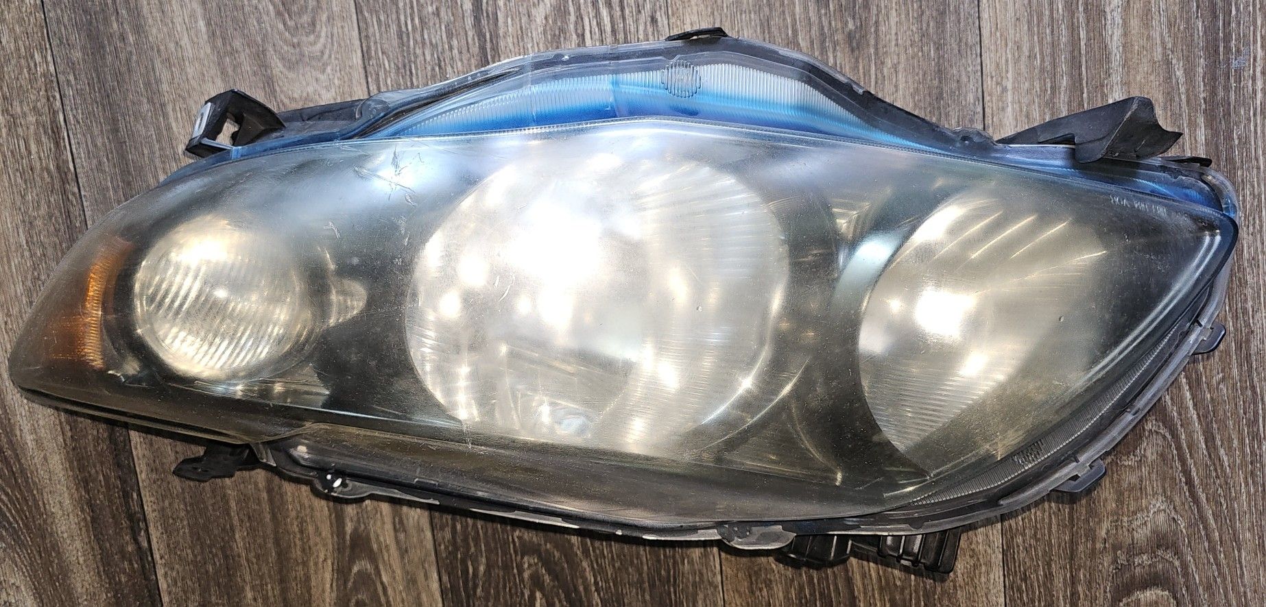 Toyota Corolla 2009 Headlights