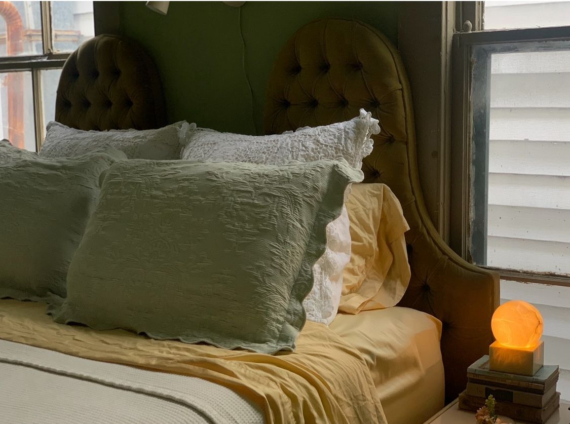 vintage tufted headboard - Make Offer