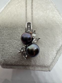 Vintage 10k White Gold Pearl 2 Diamond And White Sapphire Pendant Necklace 18