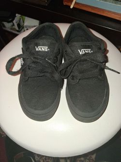 Kids sneakers  Vans  size 11us kids