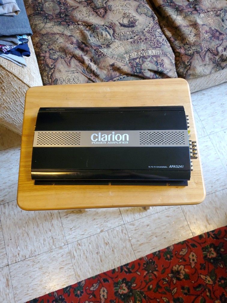 Clarion Amplifier