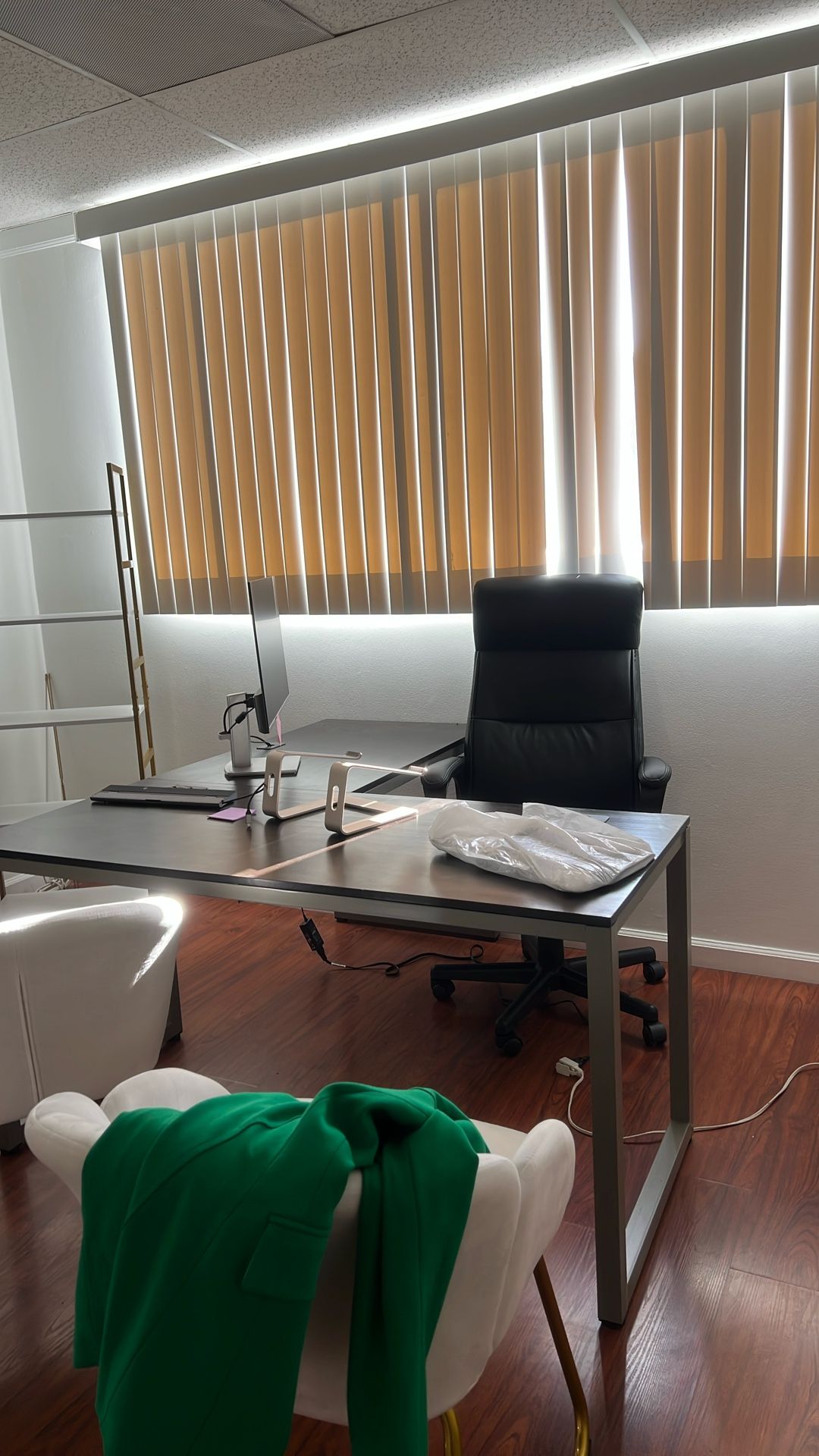 Office Desk 