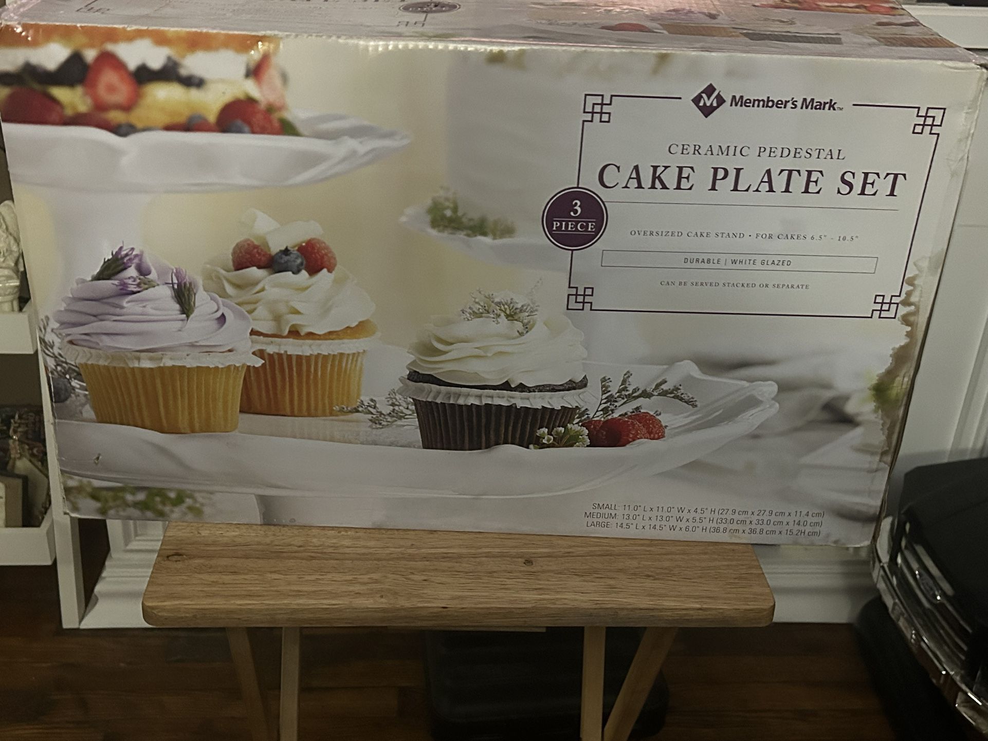 Cake Plate Set