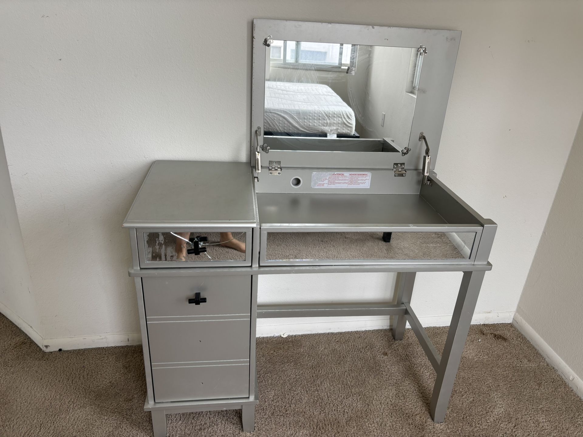 Makeup Vanity