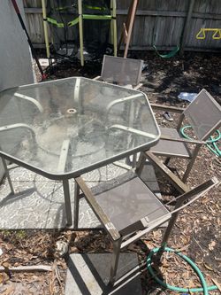 Table and 6 Chairs. 