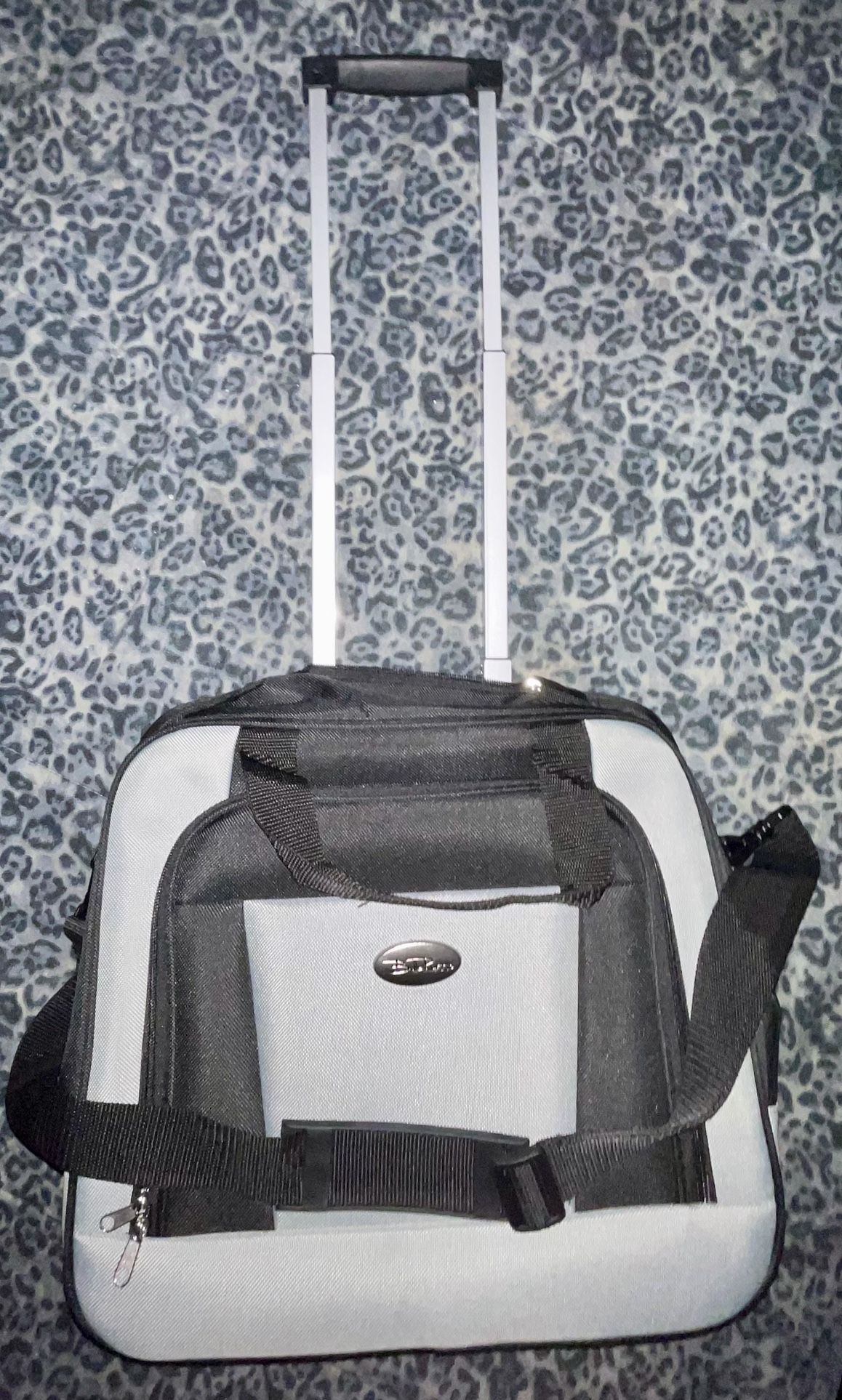 Bella Russo Rolling Carry On laptop Bag