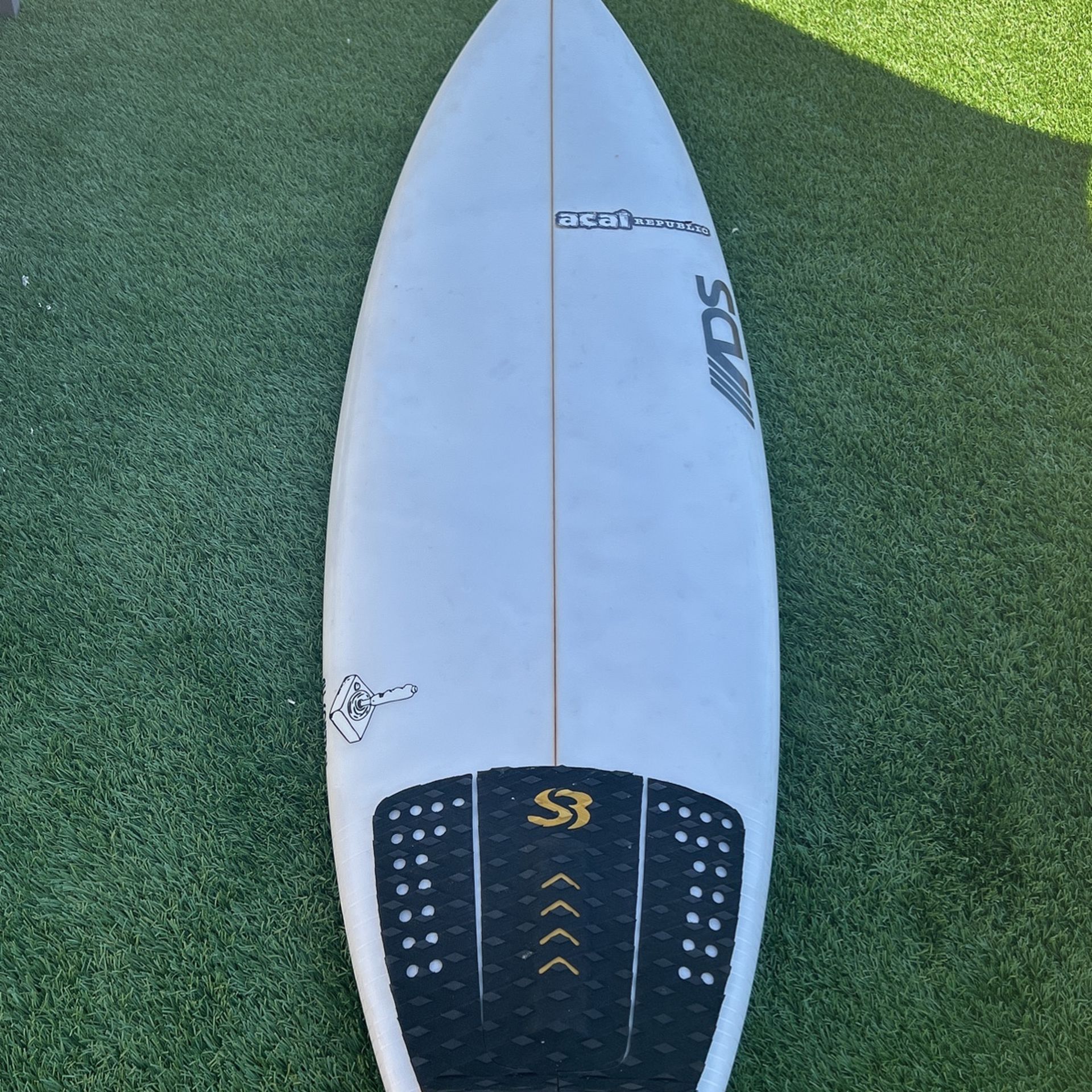 Surfboard ADS 5’10