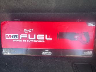 Milwaukee m18 Fuel Sawzall