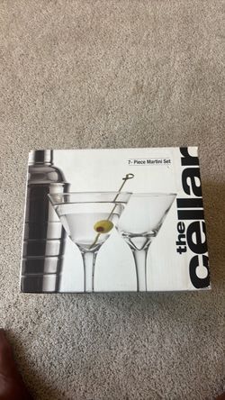 Cellar Entertainment 7-Piece Martini Set