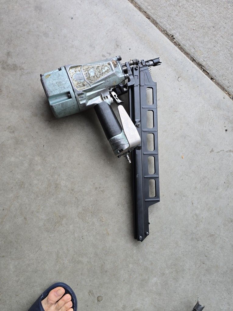 Framing NAILER Gun Hitachi