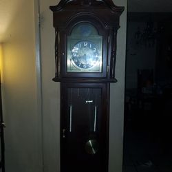 Grandfather Clock ⏰️ 