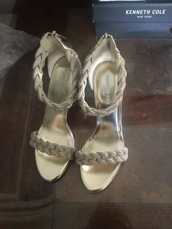 KENNETH COLE amazing heels