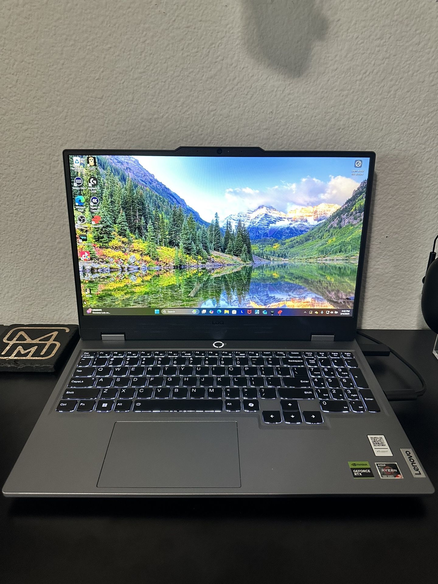 Lenovo LOQ 15.6” Gaming Laptop Computer AMD Ryzen 5 NVIDIA GeForce RTX 3050