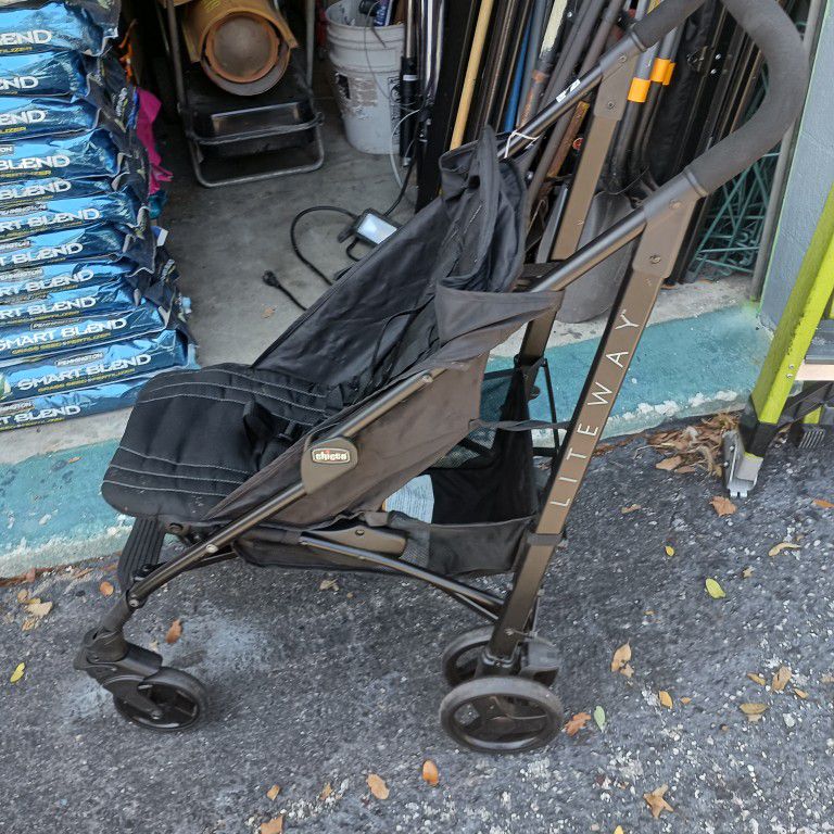 Chicco Liteway Stroller