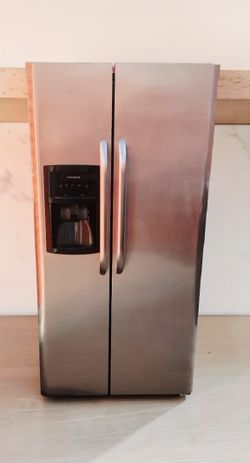 REFRIGERATOR..... FRIDGE EXCELLENT CONDITION 