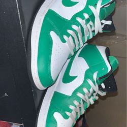 Nike Air Jordan 1 Mid Shoes Lucky Green White Black DQ8426-301 Men's Size 13