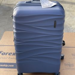 American Tourister Luggage - 2 Pc set