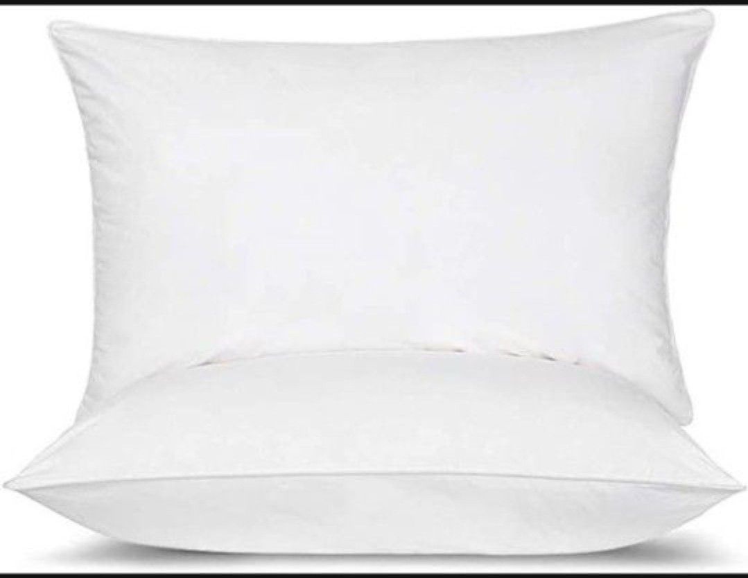 Bedecor 5% Natural Goose Down Pillow Breathable Hypoallergenic, Set of 2 White King Size