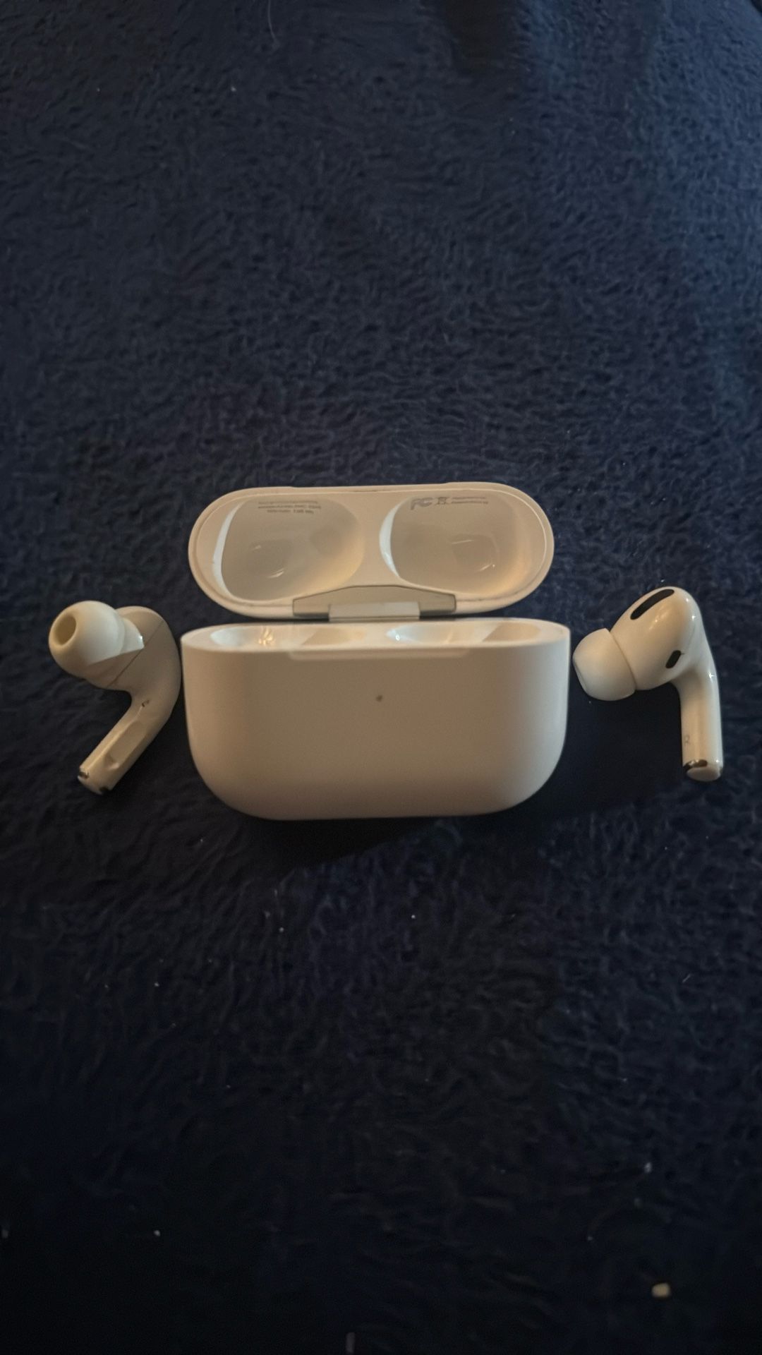 Apple AirPods