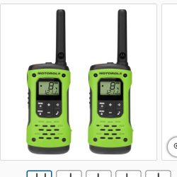Motorola Solutions T600 35 Miles Waterproof Two-way Radio Green, 2-pack