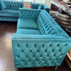 Sofa And Love Seat Set / Couch Set