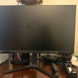 Samsung Odyssey G5 27" Gaming Monitor (S27AG50) - 165Hz, 1440p QHD, IPS, 1ms - 2022 Model